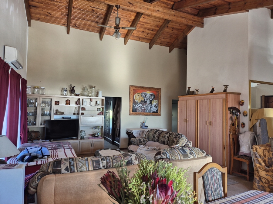 5 Bedroom Property for Sale in Kleinkoornhuis Western Cape
